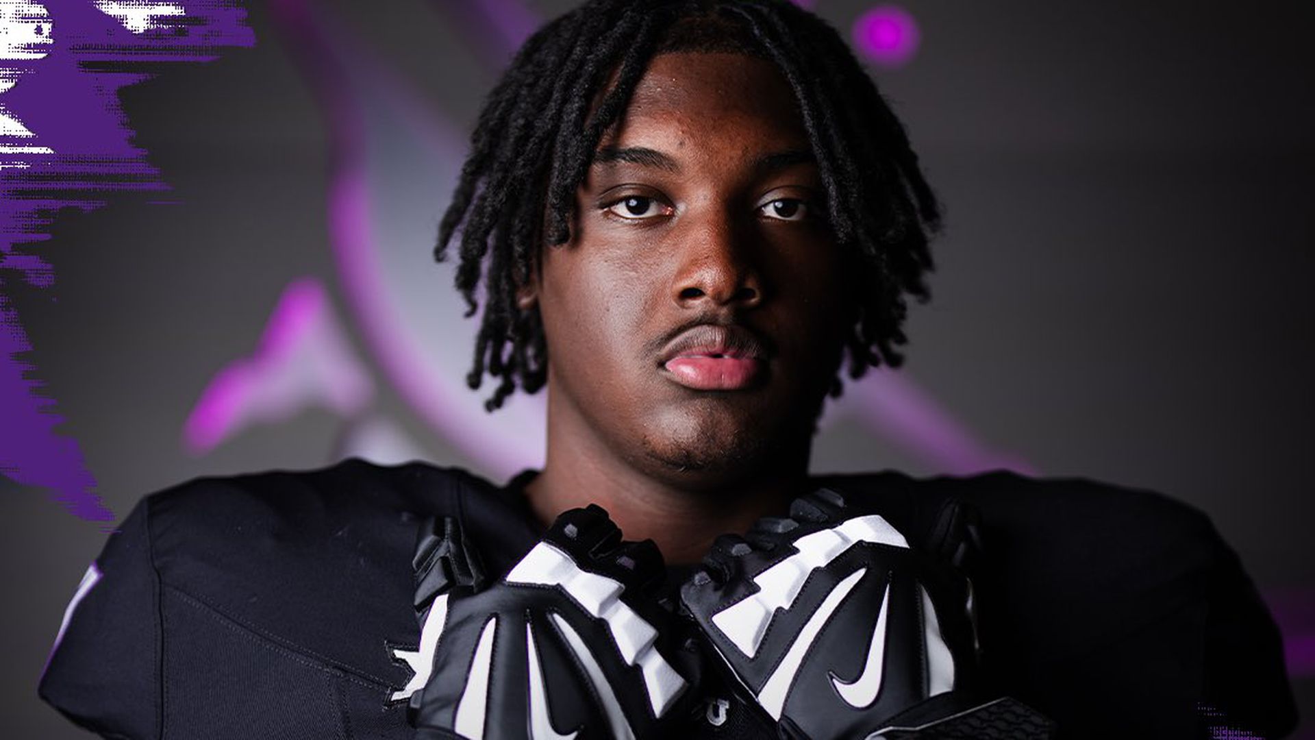 football-2026-four-star-offensive-lineman-vincent-johnson-jr-commits