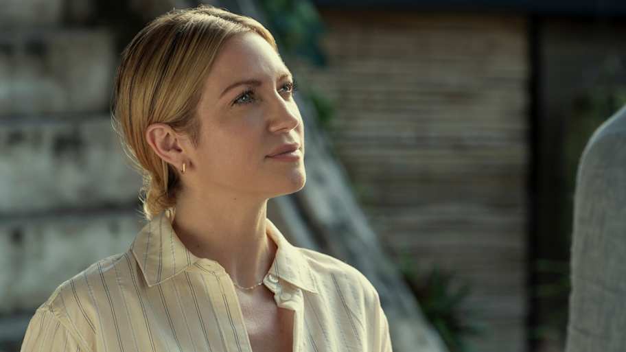 The Hunting Wives thriller series moves from Starz to Netflix (and it's  coming very soon!)