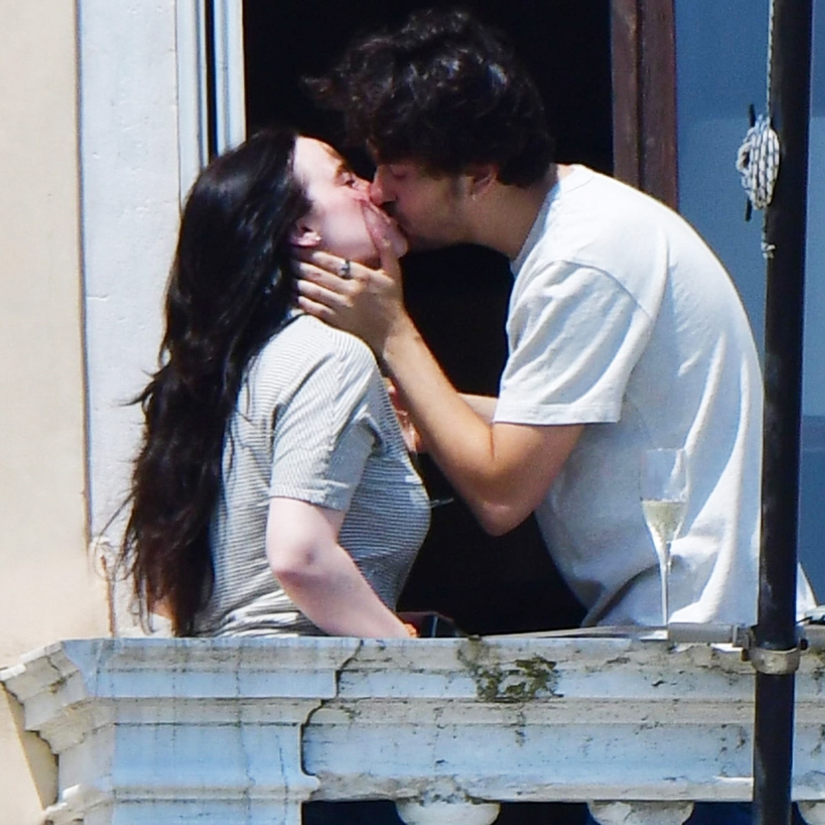 Billie Eilish & Nat Wolff’s PDA Outing in Venice