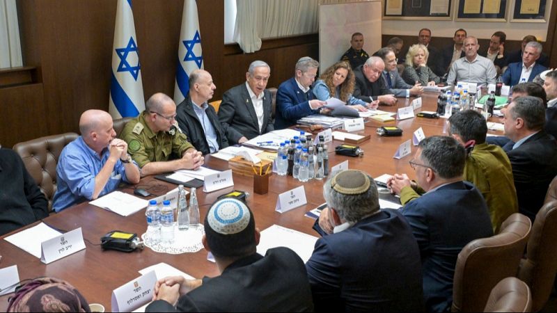 Netanyahu to Hold Security Cabinet Meeting Amid Airstrikes with Iran