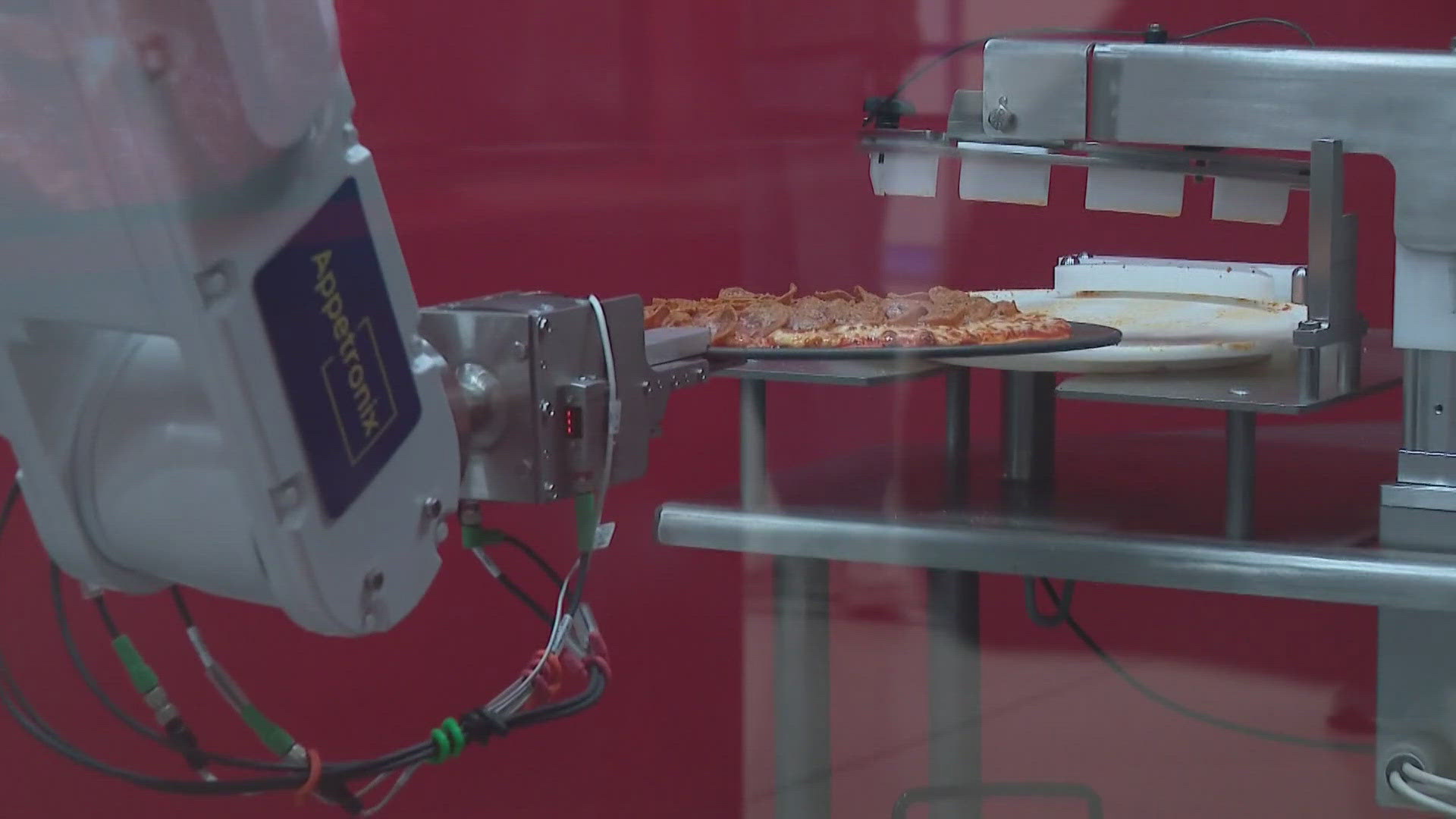 Fully automated Donatos Pizza vending machine opens at John Glenn Columbus