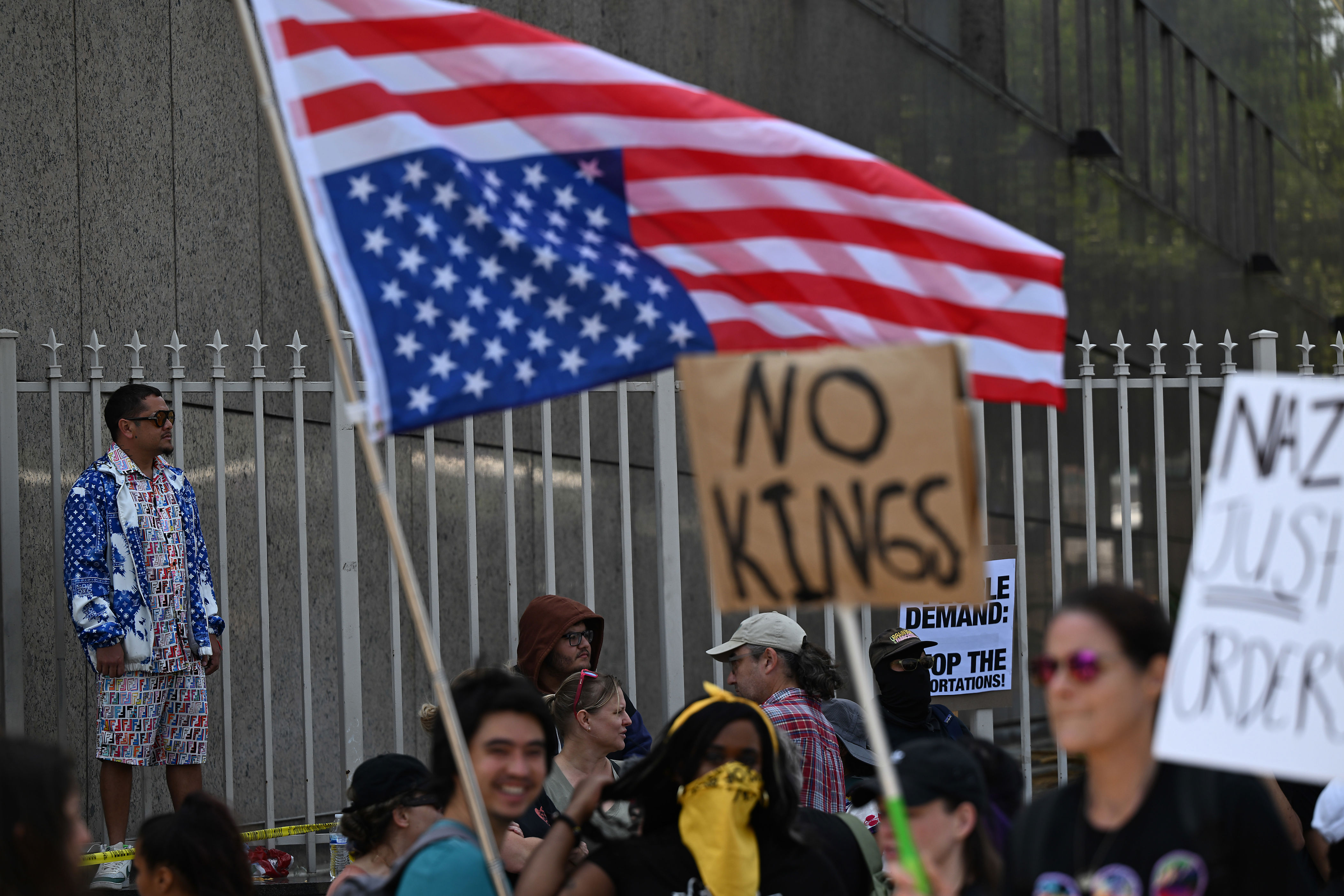 AMERICA TRIES TO DEFEND ITSELF AGAINST HITLER-PRAISING FELON DONALD TRUMP 😬