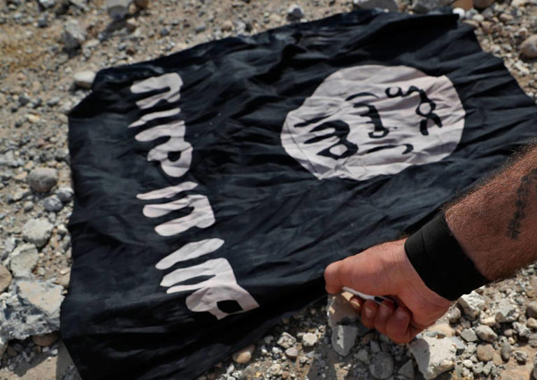 Irão diz que executou nove membros do Daesh
