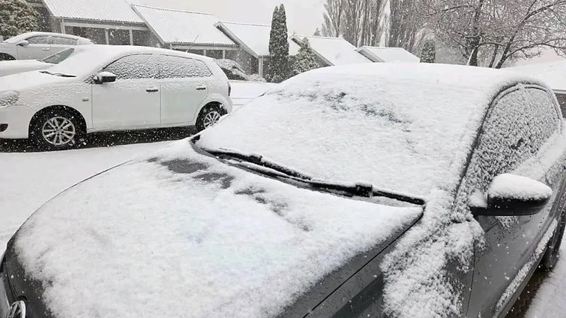 LOOK: Snow blankets parts of SA as cold front continues to bring storms ...