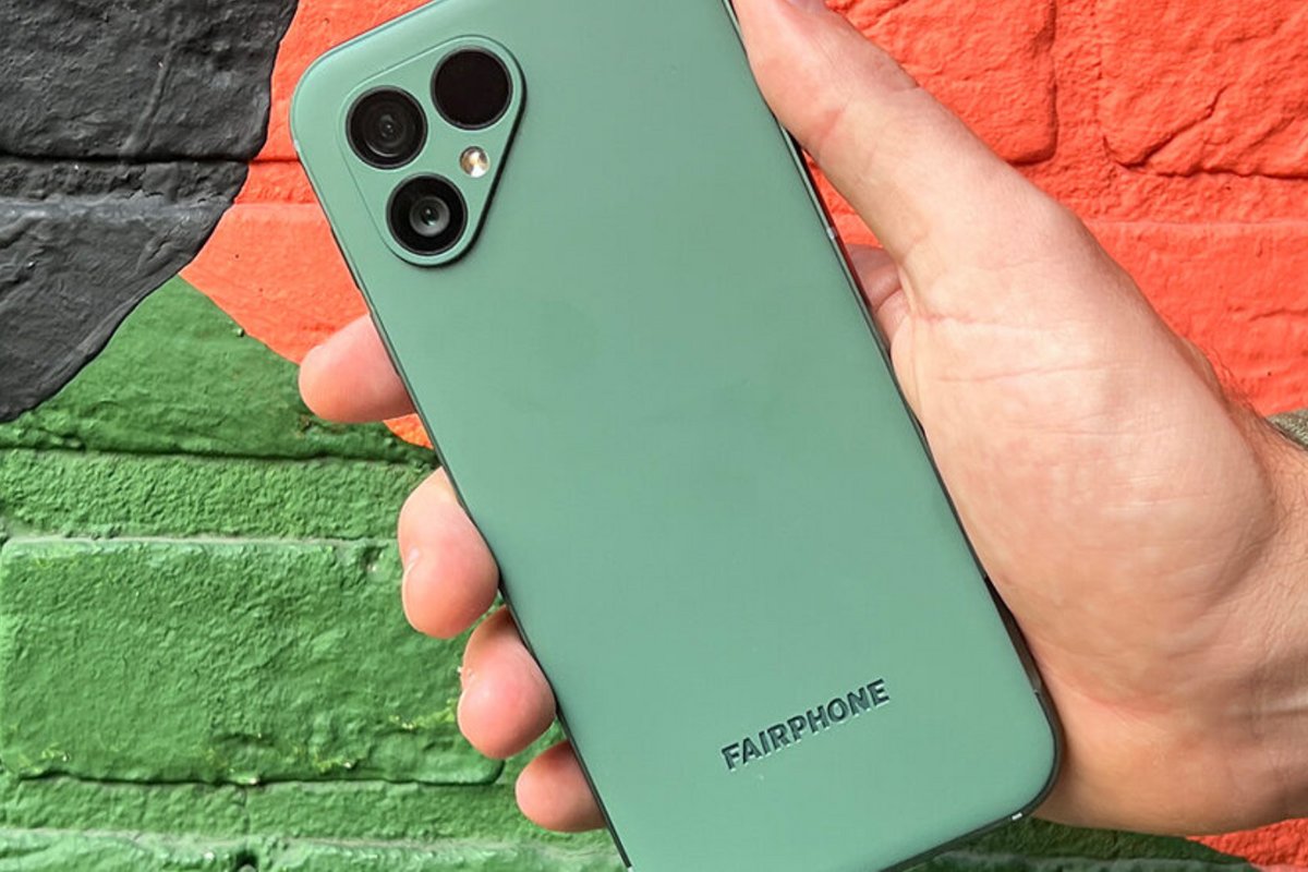 Découvrez les futurs designs de smartphones en 2025, image size:1200x800