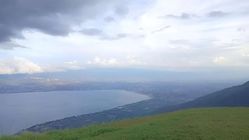 Puncak Salena Palu: Pemandangan Indah dan Udara Segar untuk Nongkrong dan Camping