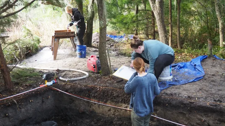 #39 Lost Colony #39 of Roanoke may have assimilated into Indigenous society