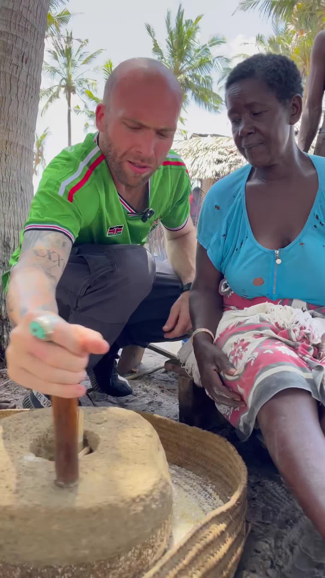 🇰🇪 Making Corn Flour Traditional Food in Kenyan Village