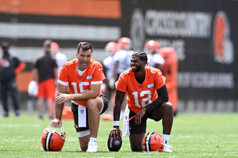 Browns locker room split, Shedeur Sanders and Joe Flacco moment and  quarterback to be cut