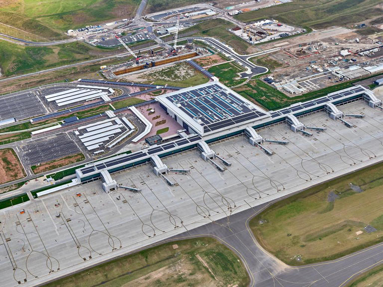 First look inside new Sydney airport