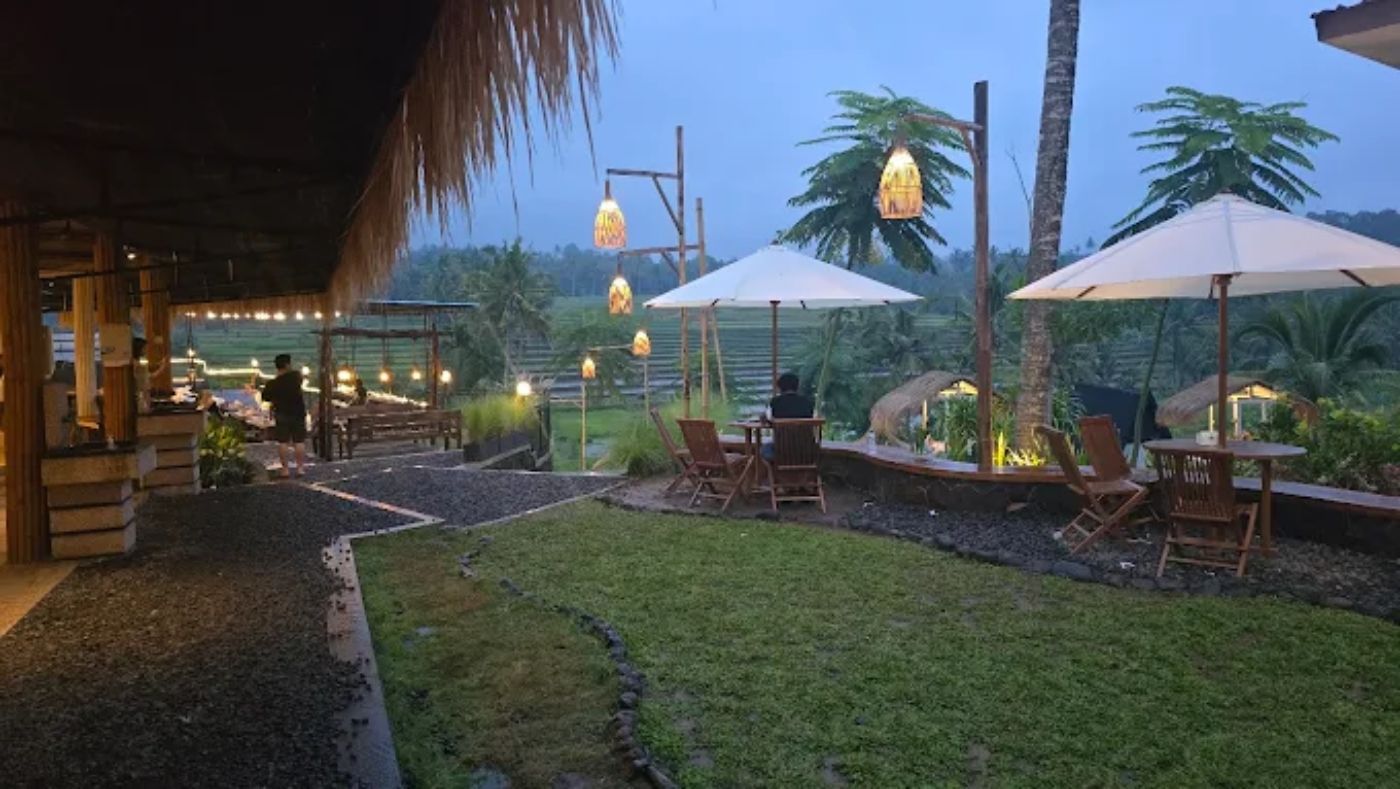 Tempat Makan Keluarga Idaman di Banyuwangi 2025: Nikmati Alam, Rasa Lezat, dan Kebahagiaan Anak