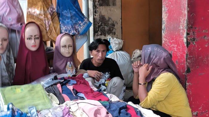 Pedagang Pakaian di Pasar Kesulitan, Hanya Raih Rp20 Ribu Sehari: Bisnis Tradisional vs Serbuan Belanja Online