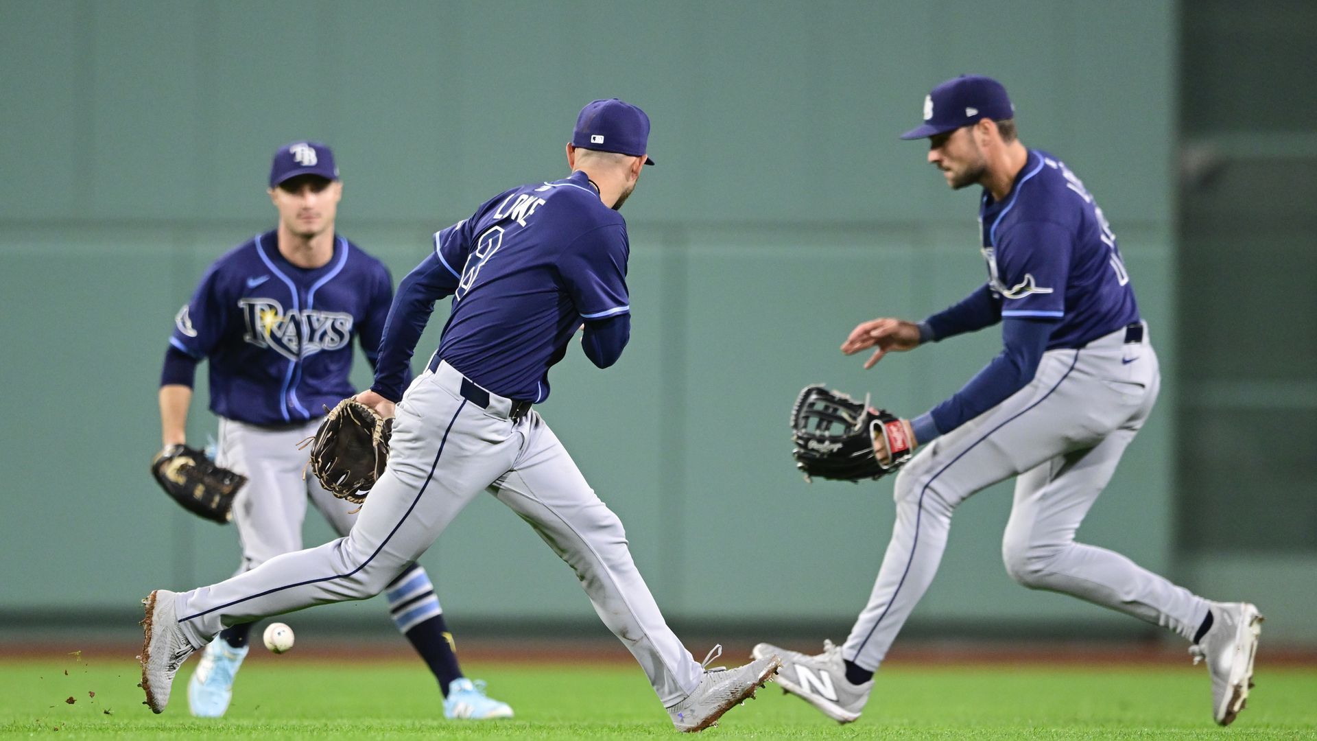 Rays drop close one, literally: Rays 1, Red Sox 3