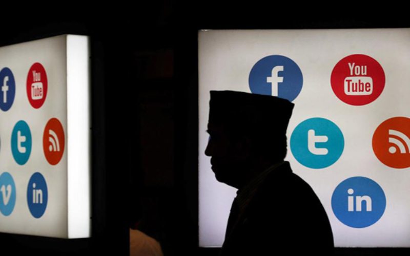 Tantangan dan Perubahan dalam Industri Media di Zaman Digital: Persaingan dan Evolusi perilaku