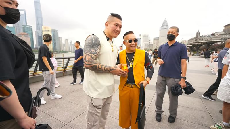 館長中國行直播引起關注。（圖／翻攝自館長YouTube）