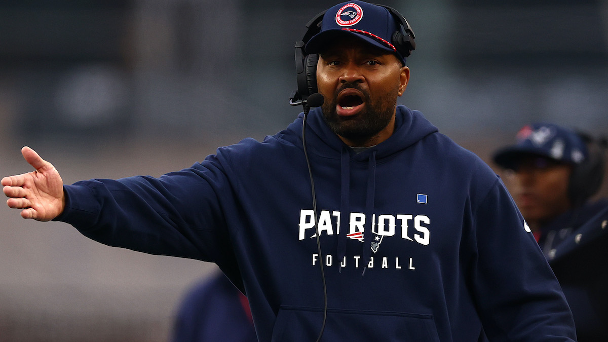 Patriots $7.8 Million Edge Rusher Drops Merciless 9-Word Message on ...