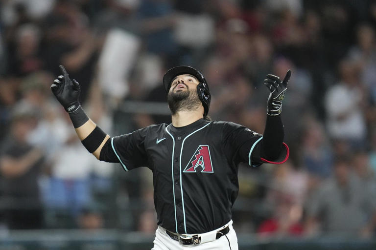 Eugenio Suárez #39 s 3rd grand slam of the season lifts D backs over