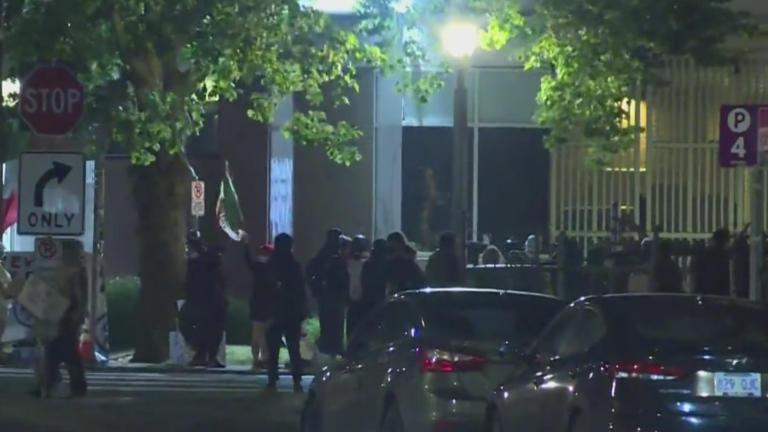 Portland police respond to protests outside ICE facility