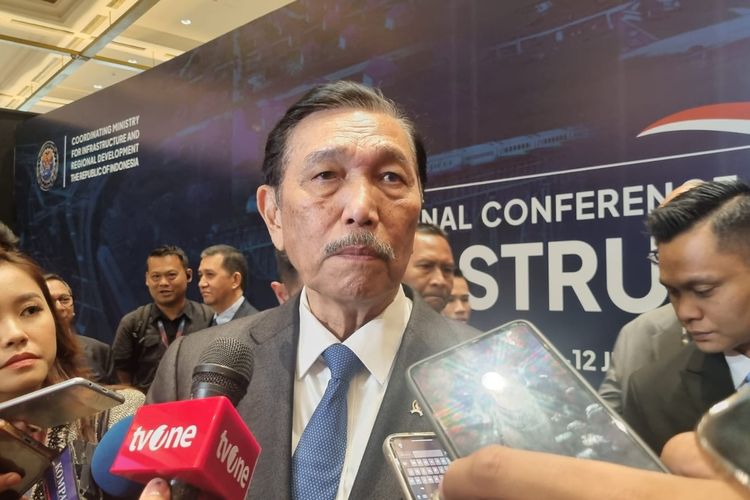 Jelaskan Isu IMIP, Luhut: Jangan Terburu-buru Menghakimi