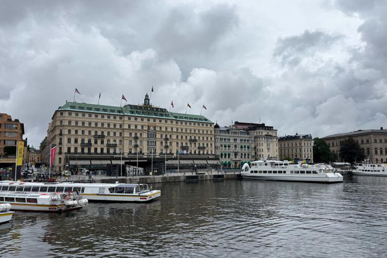 Gizli Bilderberg grubunun yarın başlayacak olan yıllık toplantısını 11 Haziran 2025'te İsveç'te yapacağı Stockholm'deki Grand Hotel'in görünümü. REUTERS/Simon Johnson