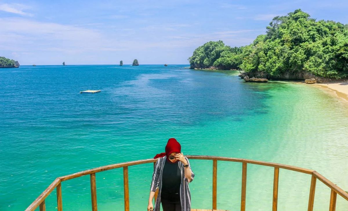 Bocoran Liburan Seru, Ada Tanah Lot di Jawa Timur, Ini 3 Pantai Hits Malang Selatan yang Membuat Ter