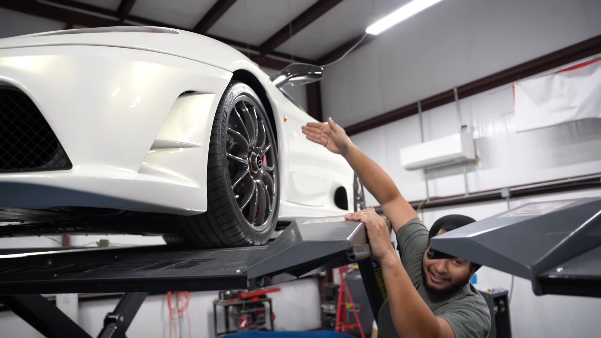 Building the BEst Dream Garage for Car Enthusiasts