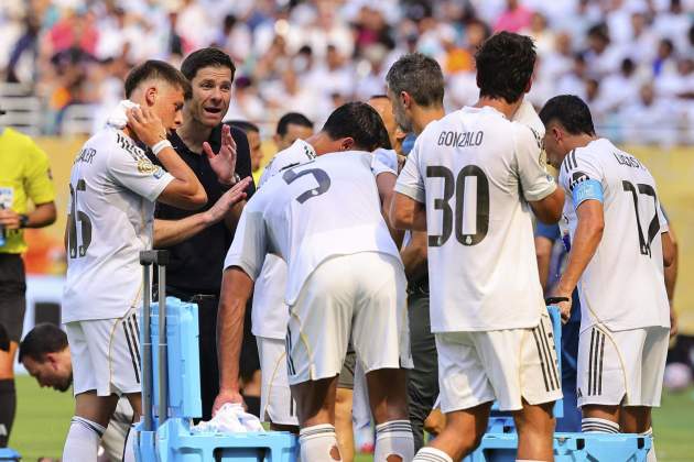 Xabi Alonso sospecha de siete jugadores del Real Madrid lo quieren fuera