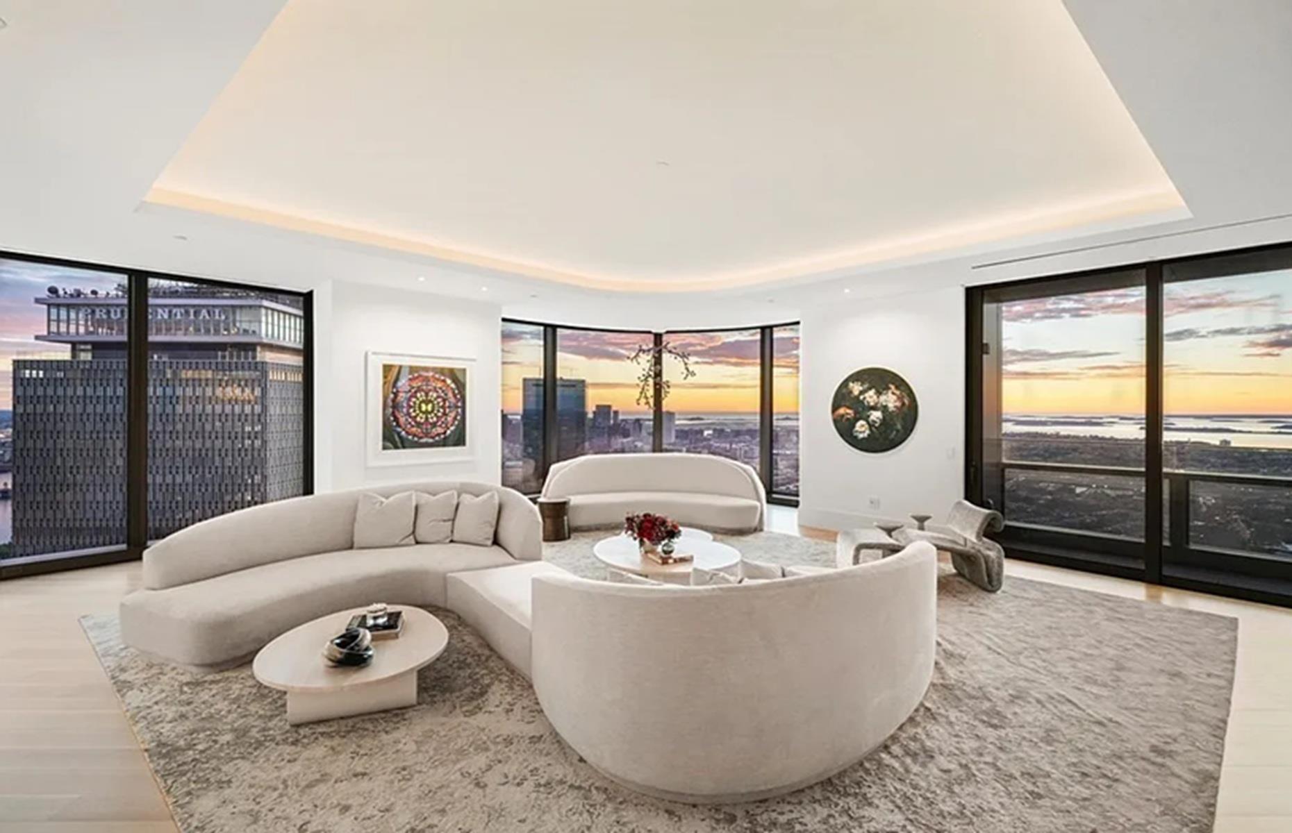 Beautiful view of Luxury Penthouse With Beautiful View