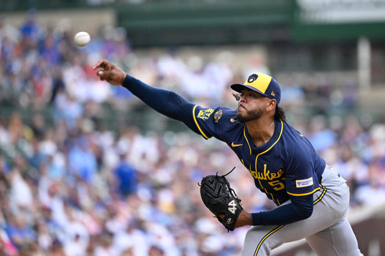 brewers-6-pirates-0-caleb-durbin-joey-ortiz-with-back-to-back-jacks