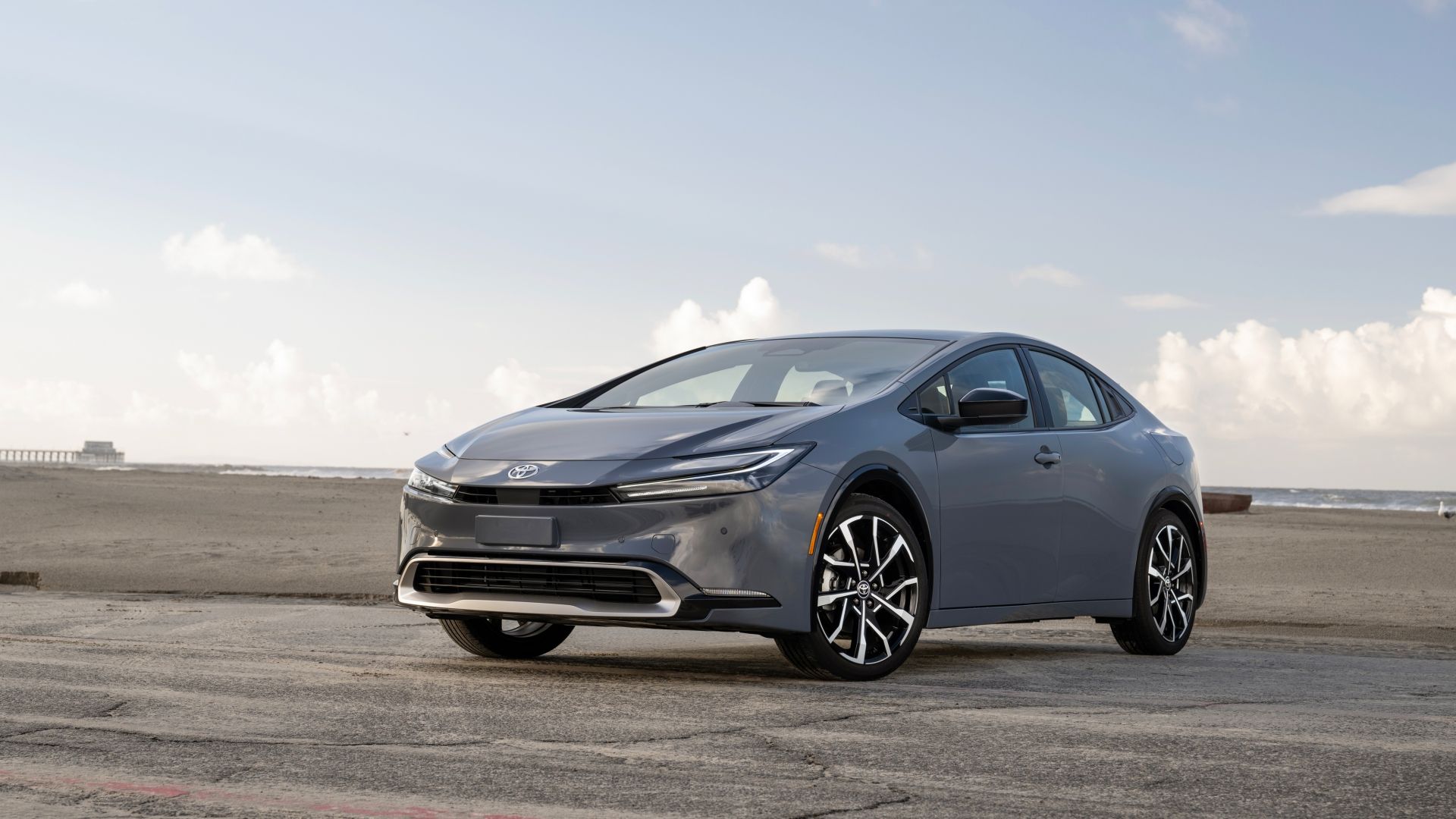 What Does MPG Really Mean? (And What's Considered 'Good')