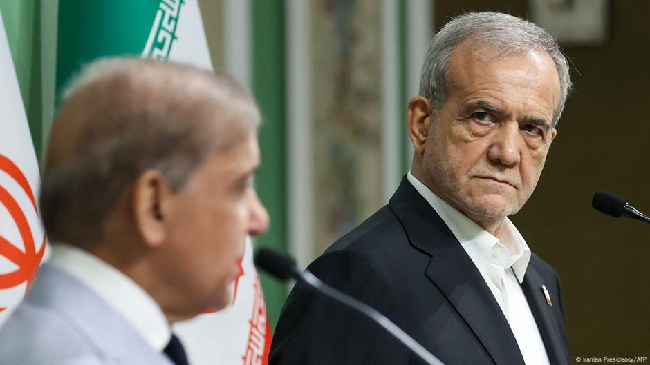 Президент Пезешкиан проводил кампанию, опираясь на обещания международной открытости и расширения социальных свобод, но его программа реформ зашла в тупик