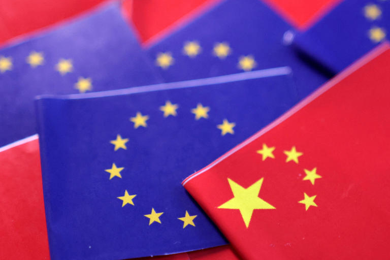 L'Union européenne estime que ses marchés publics sont ouverts à 95 % à la concurrence internationale, tandis que les entreprises européennes rencontrent encore de nombreuses entraves en Chine.