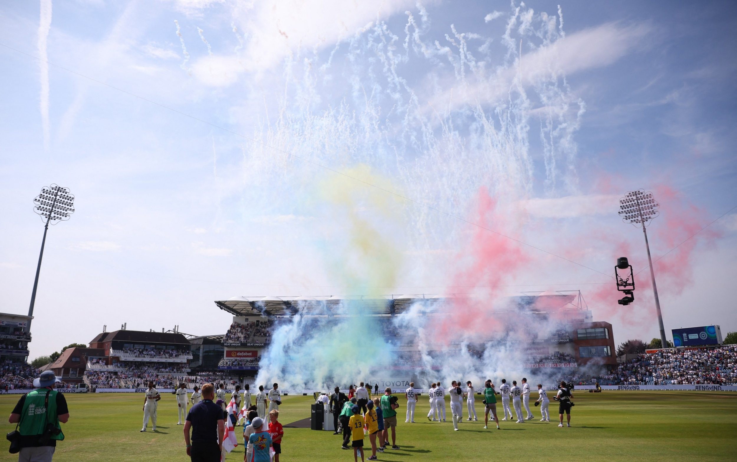 AA1H79hn Ben Stokes Faces His 'Nasser at Brisbane' Moment as India's Batting Blitz Continues