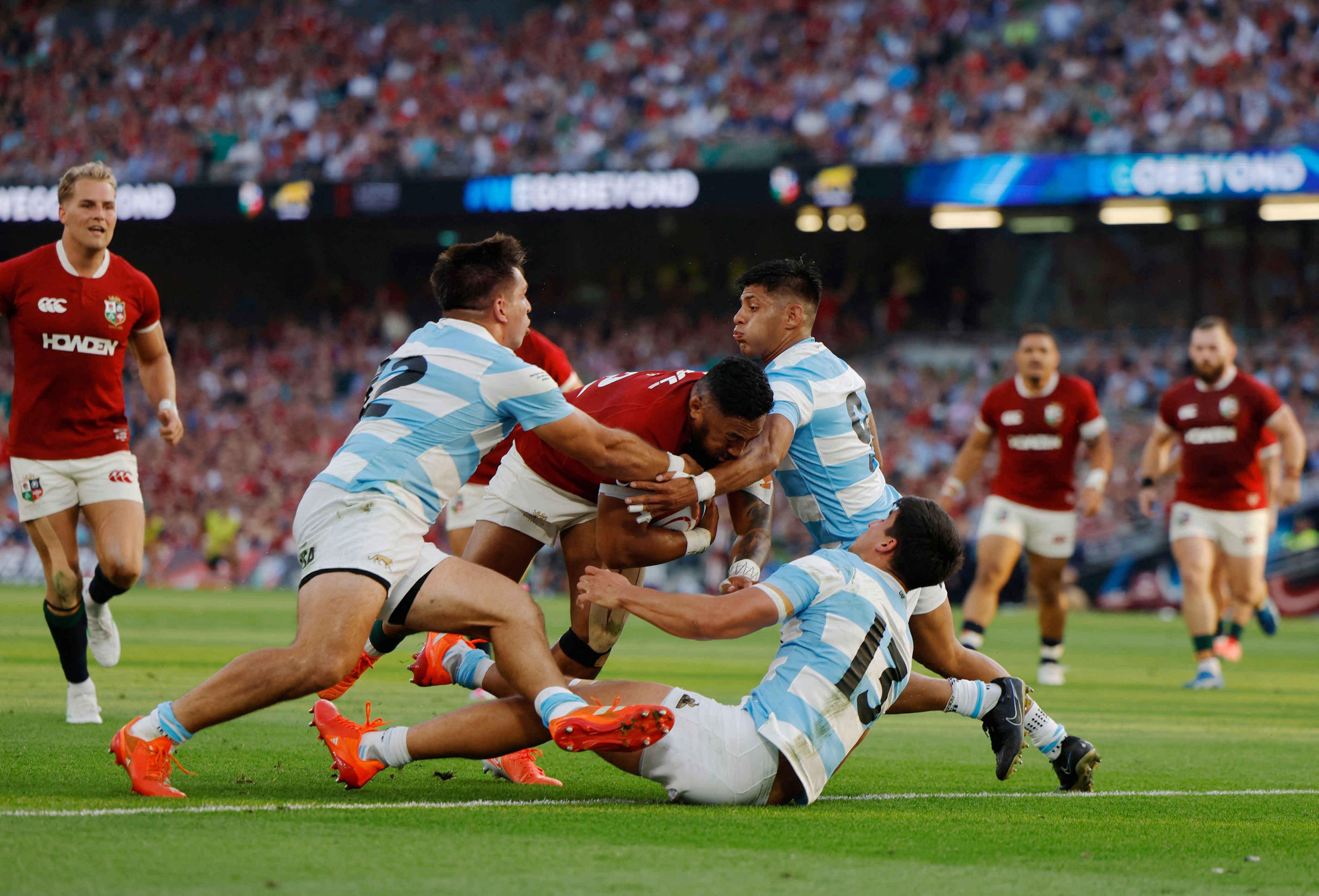 AA1H7Fxr Argentina Spoil the Lions' Party as Tour Kicks Off with Dublin Defeat
