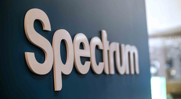 Spectrum working with local law enforcement after vandals cut fiber ...