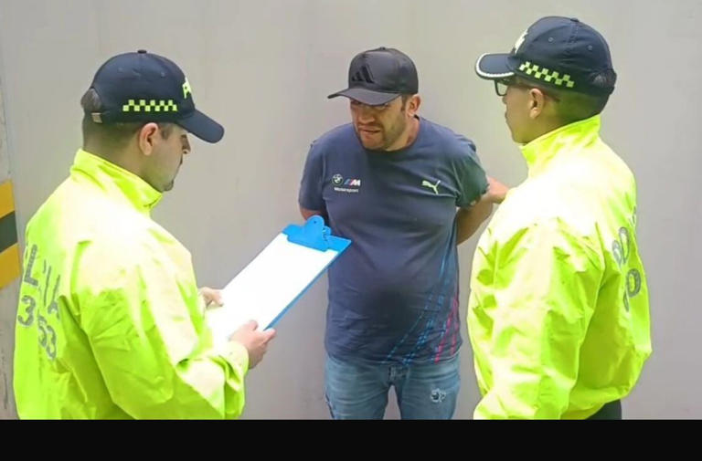 William Fernando González Cruz fue capturado el 19 de junio en Bogotá. Es señalado de haber recogido a alias "Gabriela" y a otro sospechoso luego del atentado.