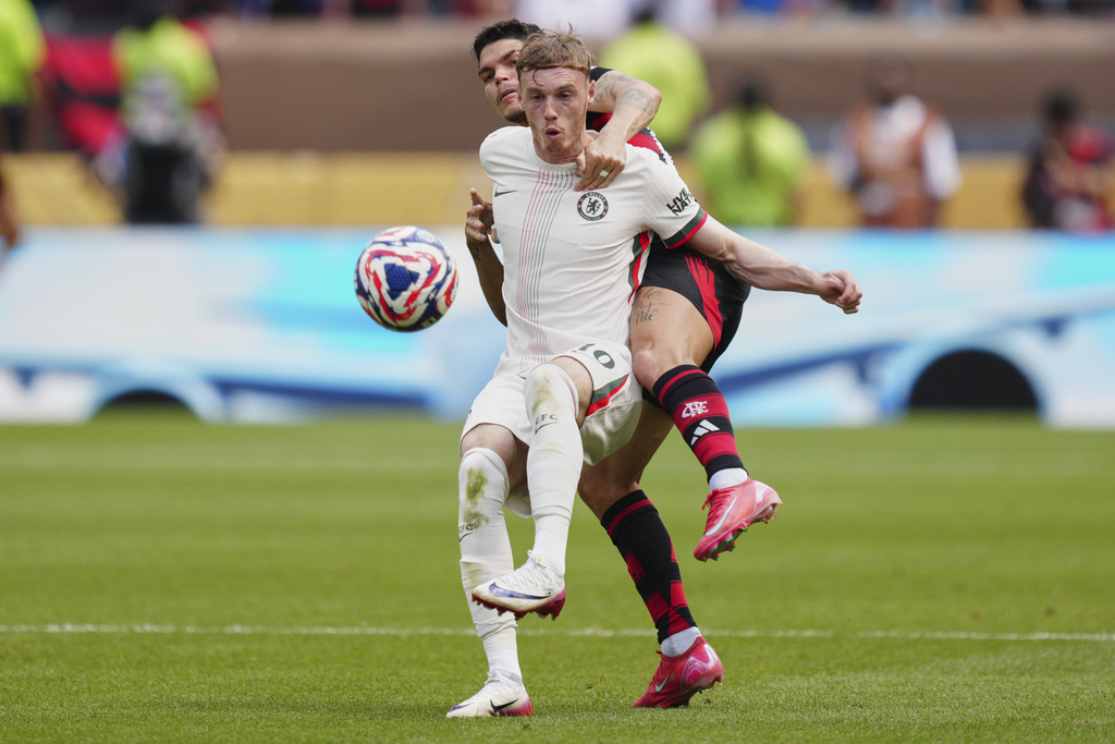 Flamengo scores 3 second-half goals to stun Chelsea 3-1 at the Club ...