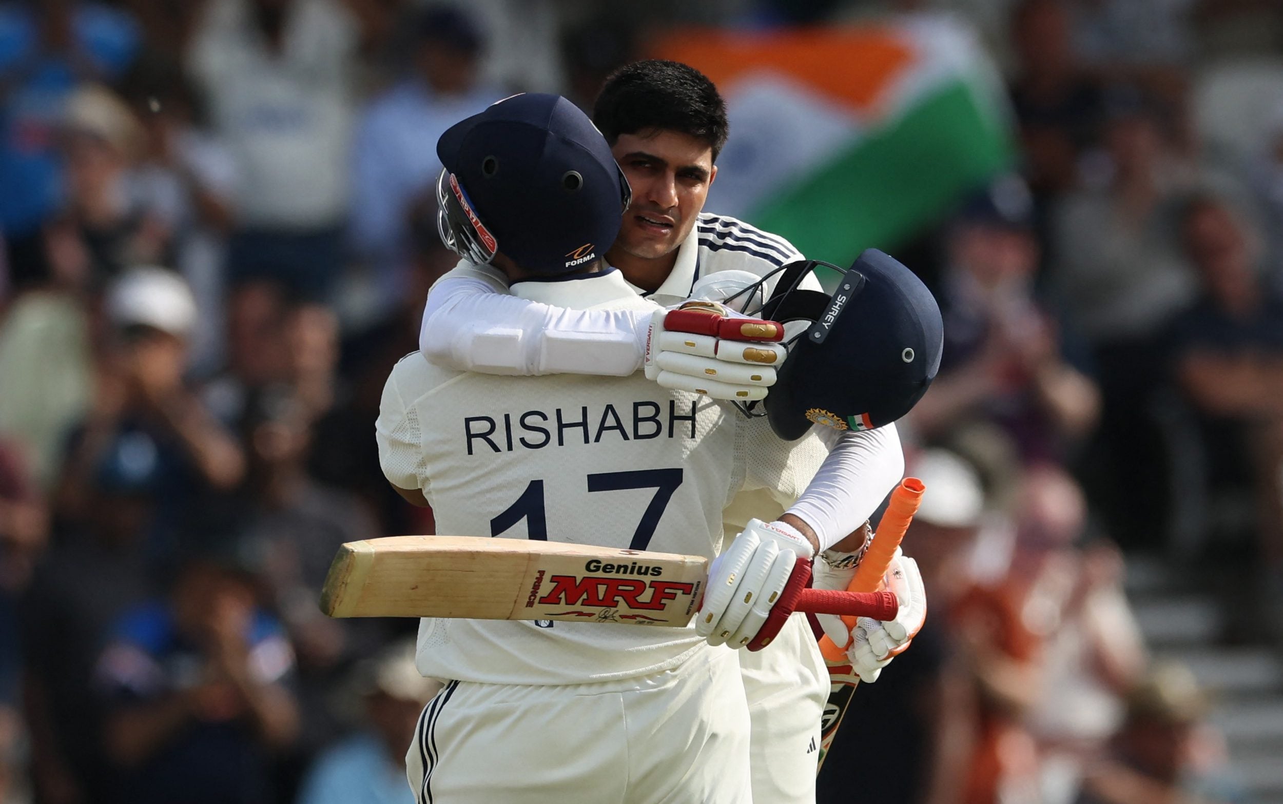 AA1H7kIJ Ben Stokes Faces His 'Nasser at Brisbane' Moment as India's Batting Blitz Continues