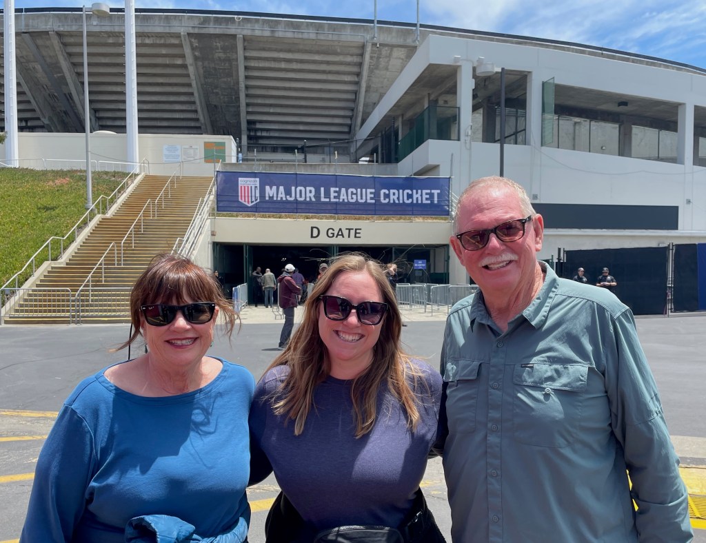 AA1H7yKJ Cricket's California Showdown at Oakland Coliseum