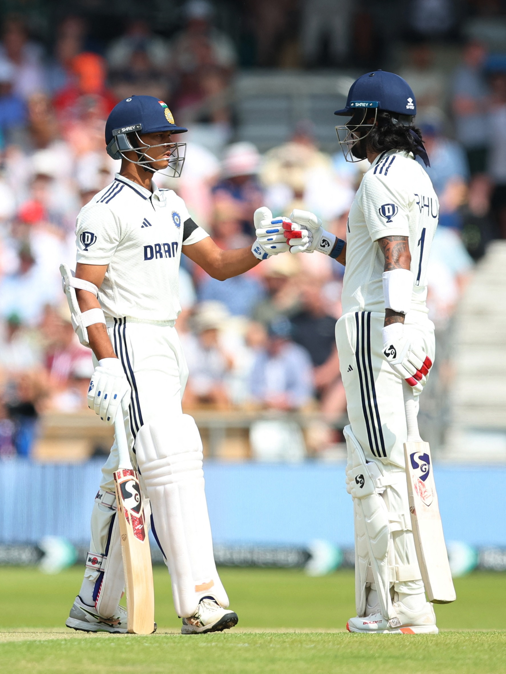 AA1H8nGM First Day in Office: Shubman Gill and Virat Kohli Team Up — Same Team, Different Dynamics