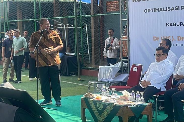 Wakil DPR RI Cucun Ahmad Syahrial saat memberikan sambutan di Kecamatan Majalaya, Kabupaten Bandung, Jawa Barat, Sabtu (21/6/2025)