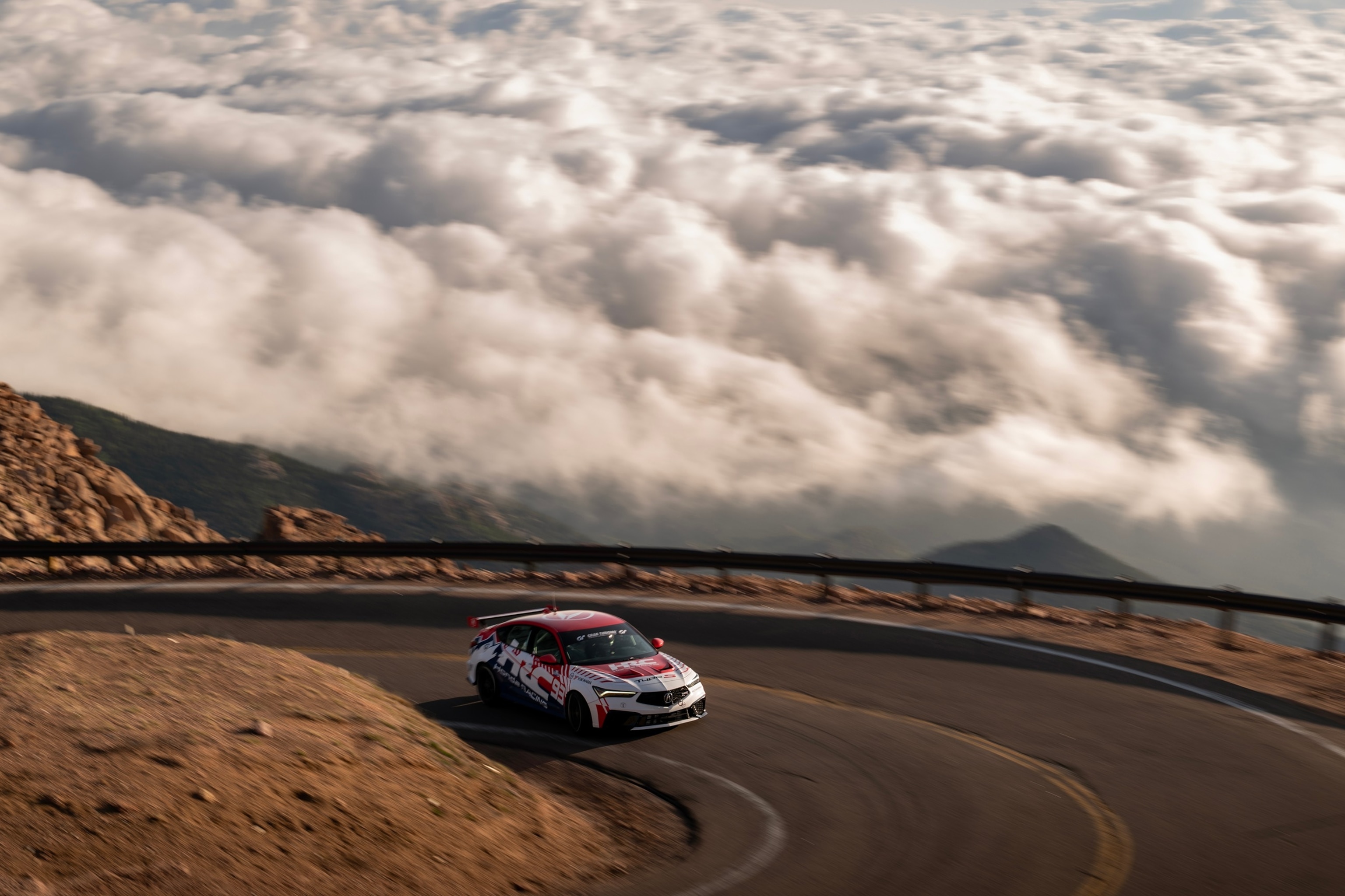 AA1H9240 Veteran Racer Aims to Make History at Pikes Peak