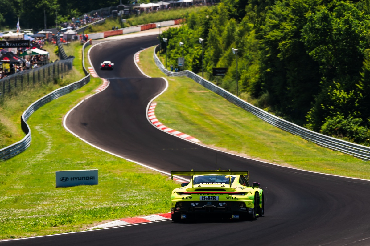 12 H Nurburgring