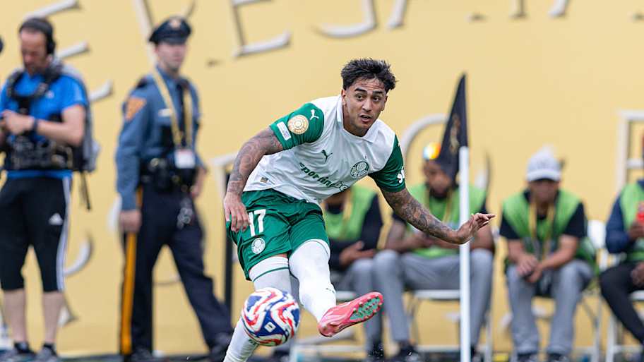 Facundo Torres segue entre os titulares | Sports Press Photo/GettyImages