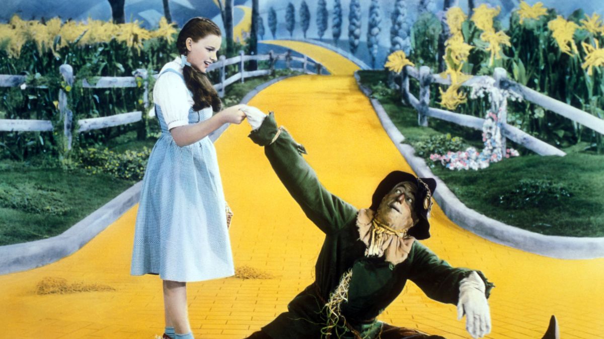 9 Must-See Rare Photos From ‘The Wizard of Oz' Set