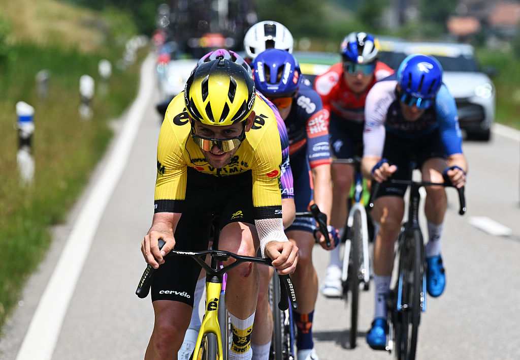 AA1H9Udn Tour de Suisse: João Almeida Dominates Uphill Finish to Claim Stage 7 Victory in Emmetten