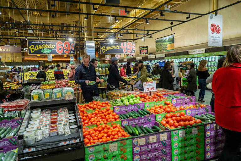 6 Rude Things People Can't Stop Doing at the Grocery Store