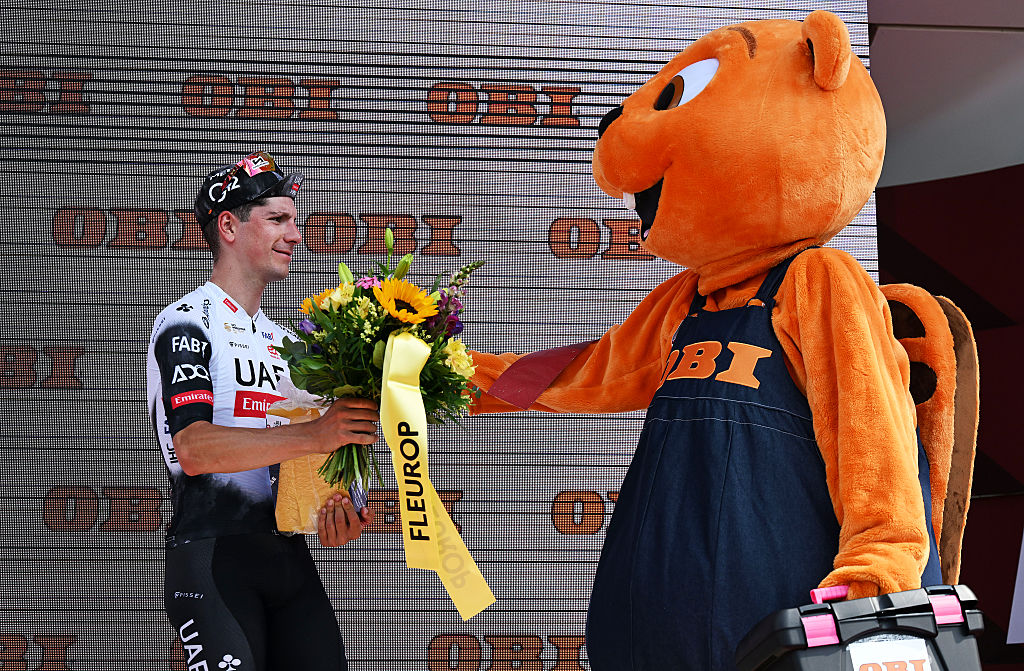 AA1H9ZmD Tour de Suisse: João Almeida Dominates Uphill Finish to Claim Stage 7 Victory in Emmetten