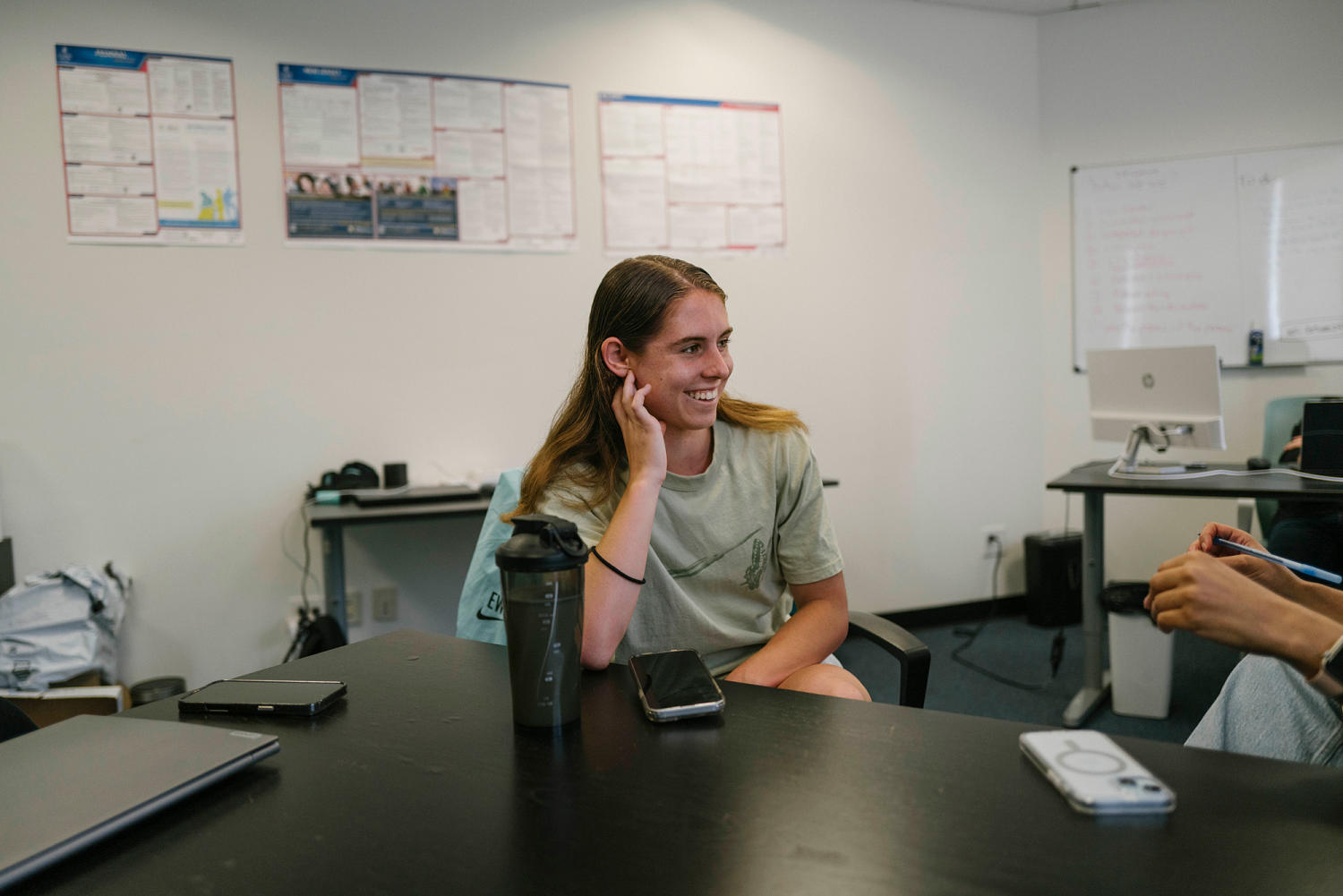 AA1H9iUn Trophies, Board Games, and Cider: Life Unveiled for NWSL's Youngest Star