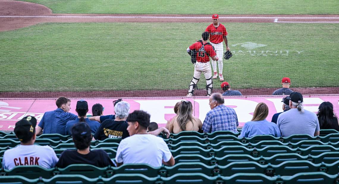AA1H9sOl Fun at Fresno Grizzlies: How We Scored a Great Time for $25